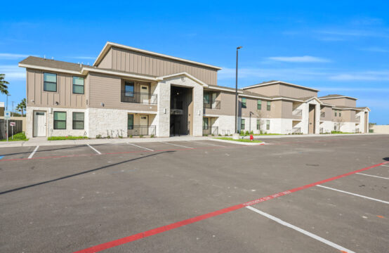 North McAllen📍2 Bedroom, 2 Bath + LOFT